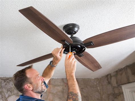 how to install ceiling fan